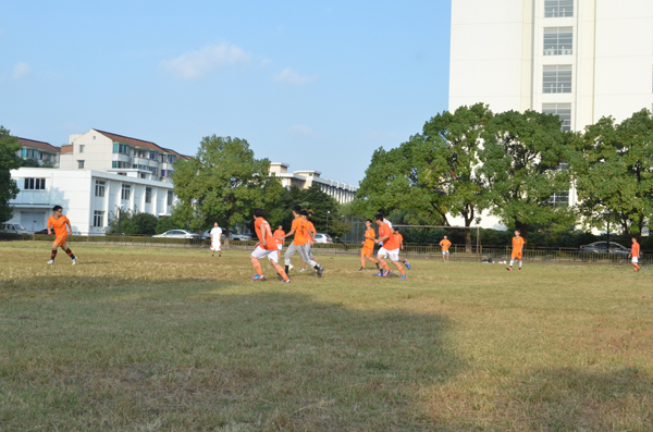合乐hl8工会足球队
