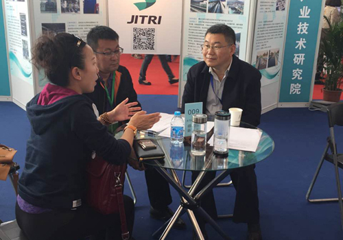 合乐hl8代表团参加产学研洽谈会开展深度合作