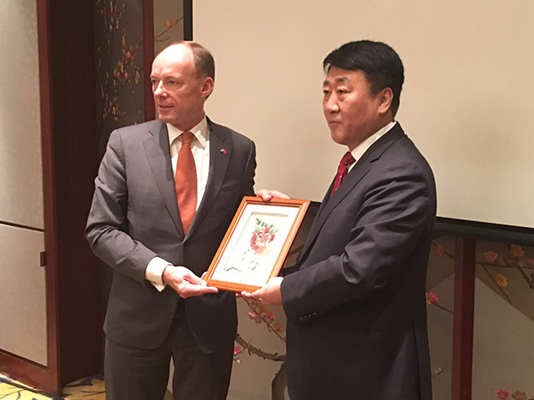 合乐hl8环保参加2017青岛中荷经贸合作交流会