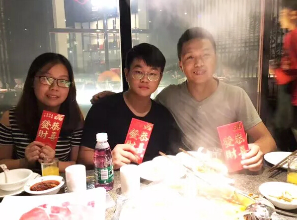 合乐hl8环保聚餐活动欢声笑语，还有红包拿哦