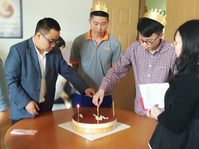 合乐hl8环保2019年5月生日会