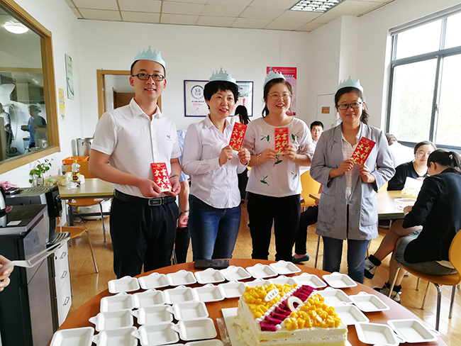 合乐hl8环保2019年6月生日会