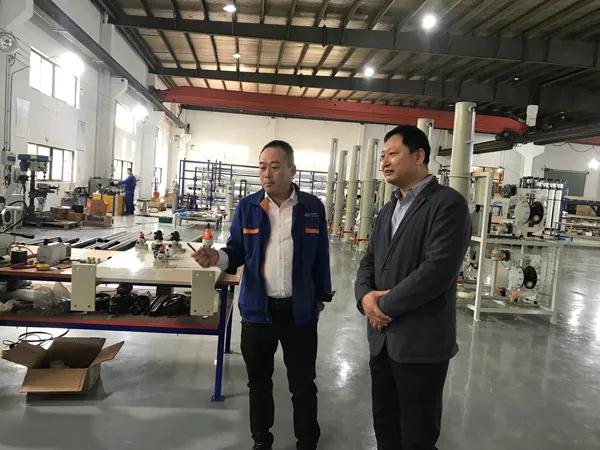 中国表面工程合乐hl8走进合乐hl8生产车间