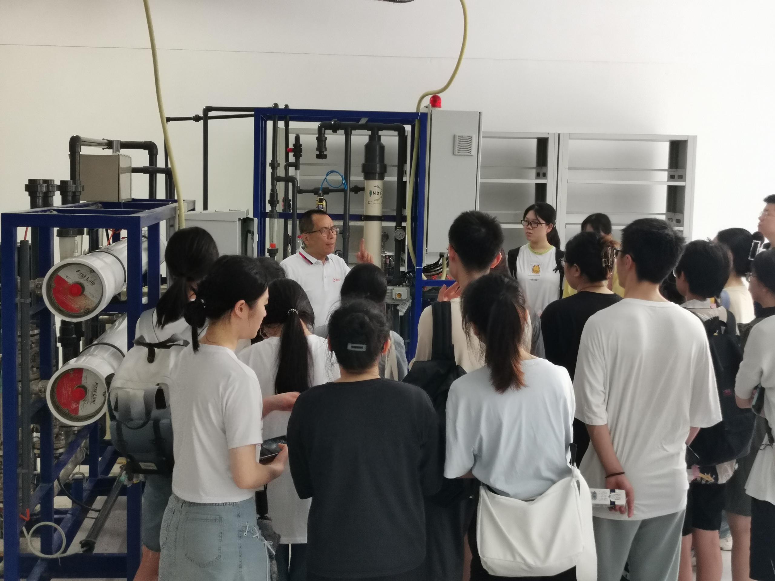 校企合作不断线  企业课堂不停学 | 重庆合乐hl8走进重庆工商大学